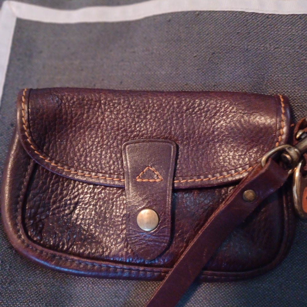 Brown leather wrislet
